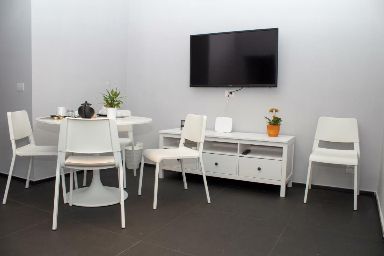 Apartamento Residenza Spinelli Nápoles Exterior foto