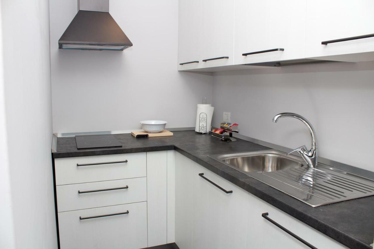 Apartamento Residenza Spinelli Nápoles Exterior foto